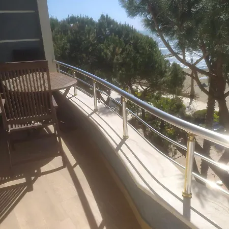 Mia's Sea View Golem (Tirana)