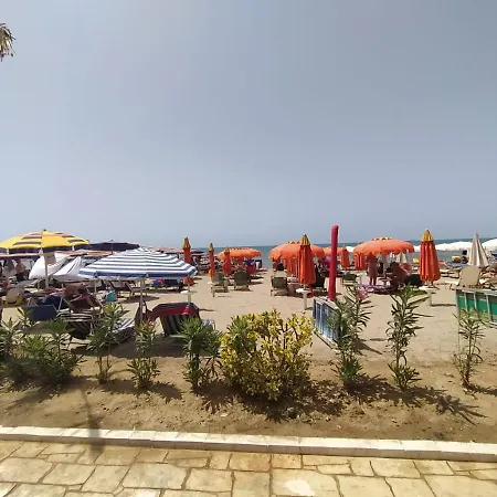 Apartamento Mia's Sea View *