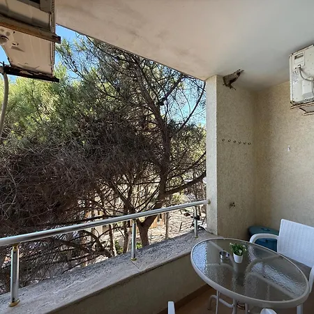 Mia's Sea View Apartament Golem (Tirana)
