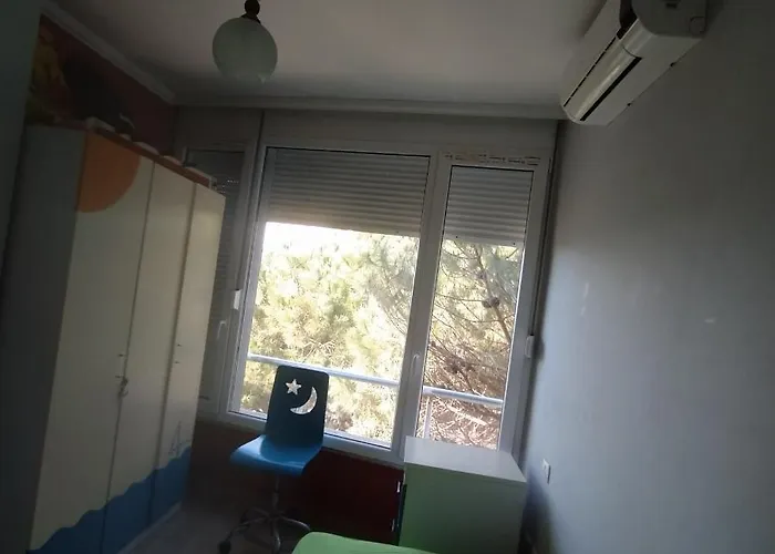 Mia's Sea View Golem (Tirana)