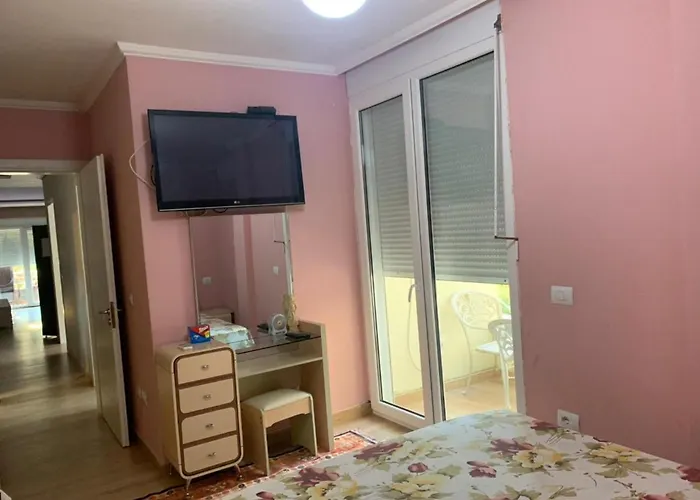 Mia's Sea View Golem (Tirana)